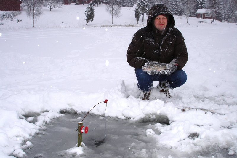 Explore ice fishing gamble game